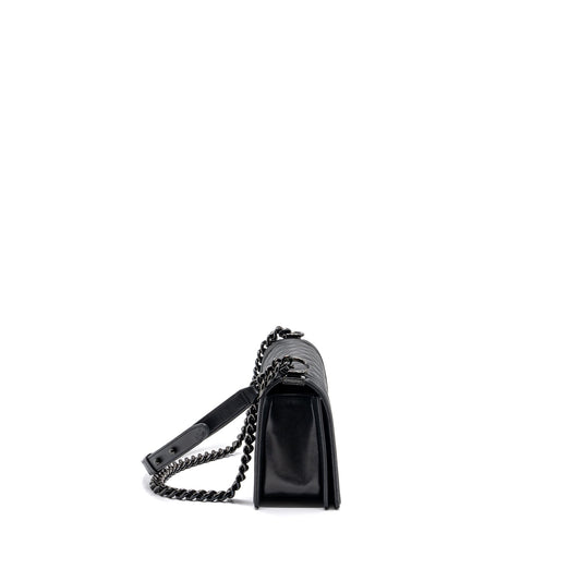 Chanel medium boy bag caviar so black black hardware