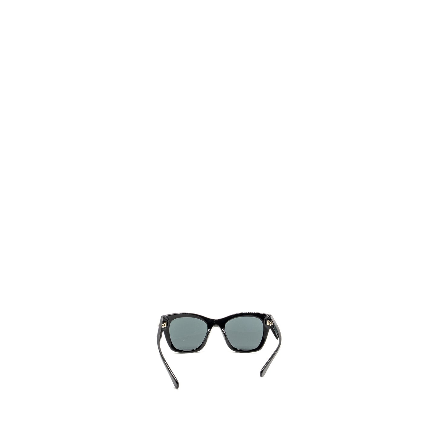 Chanel CC Heart Detailed Square Sunglasses Black L