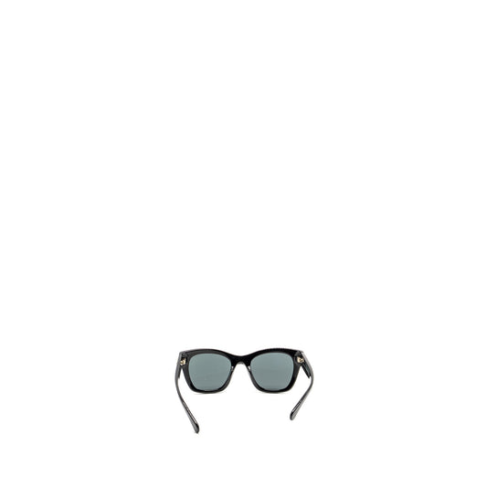 Chanel CC Heart Detailed Square Sunglasses Black L