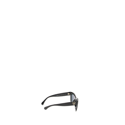 Chanel CC Heart Detailed Square Sunglasses Black L