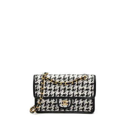 Chanel 23C Houndstooth Weaving Flap Bag Tweed/Lambskin Black/White Brushed  (Microchip)