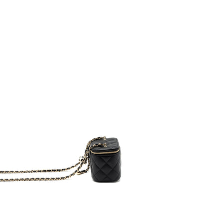 Chanel Pearl Crush Mini Vanity Case Lambskin Black L(microchip)