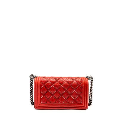 Chanel Medium Boy bag lambskin red ruthenium
