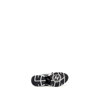 Chanel Size 37 CC logo Sneakers Suede/Knit Fabric Green/Black