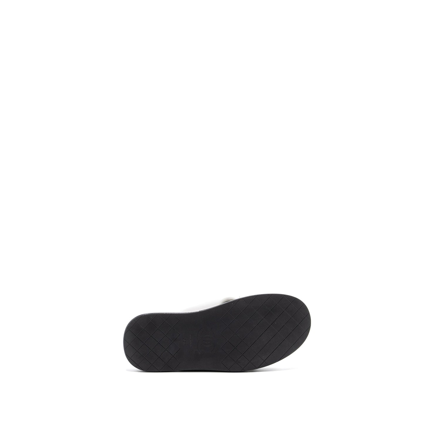 Chanel Size 39 Quilted Sandal Lambskin White/Black L