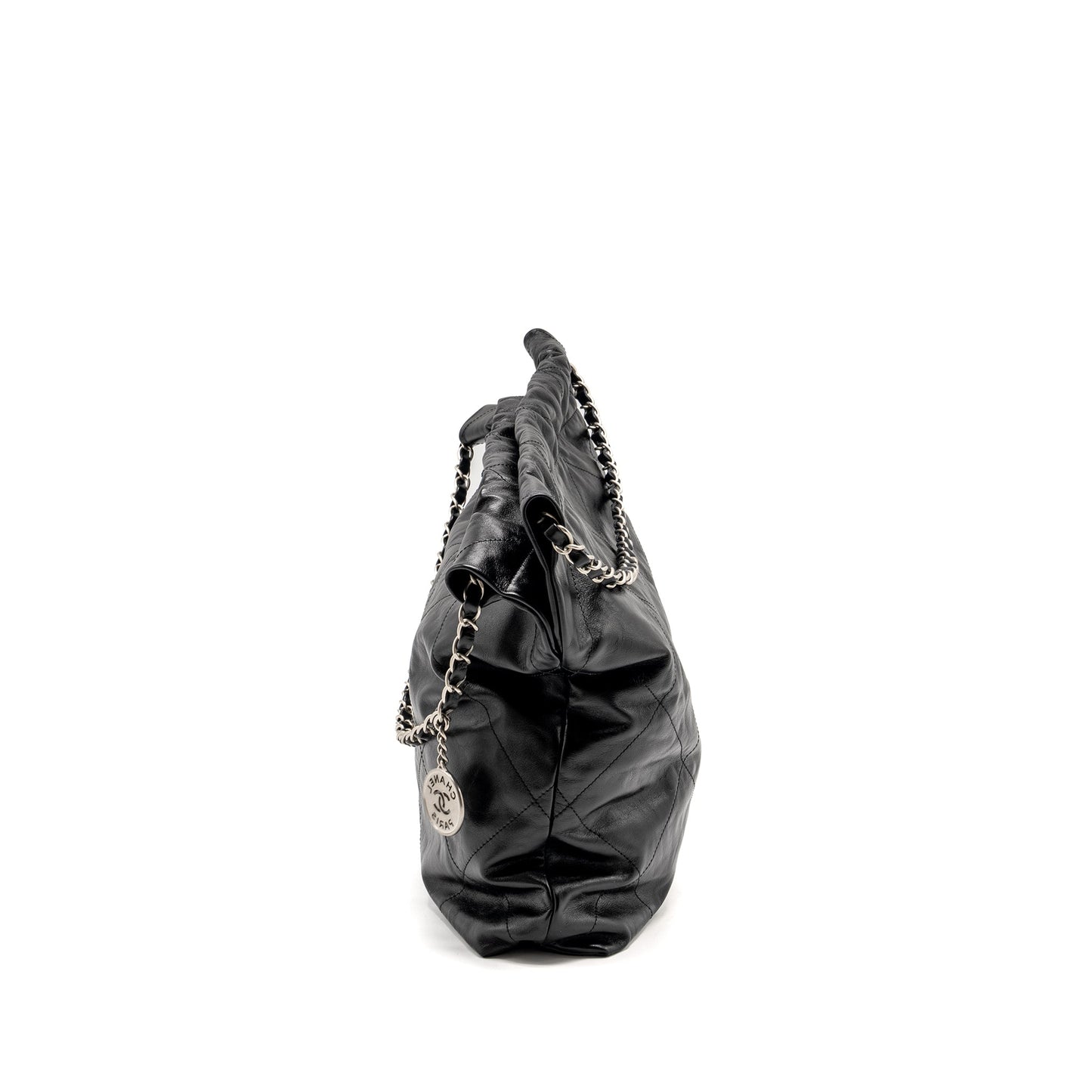 Chanel Medium 22 Shiny Calfskin Black  (microchip)