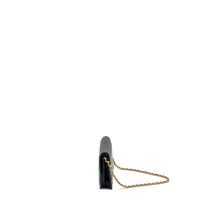 Chanel 23A clutch with chain lambskin black  (microchip)