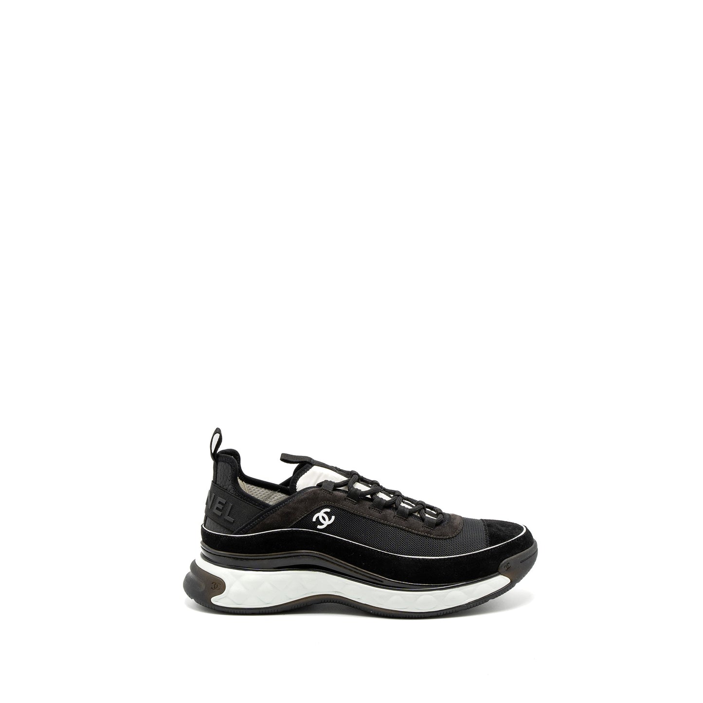 Chanel Size 44 Classic Sneaker Fabric/Suede Calfskin Black/White