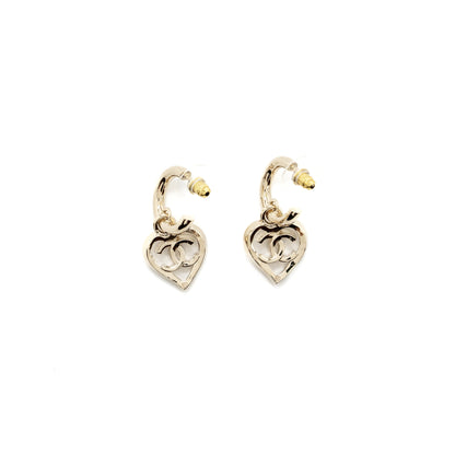 Chanel Round Heart Shape Dropped Earring Light Gold Tone