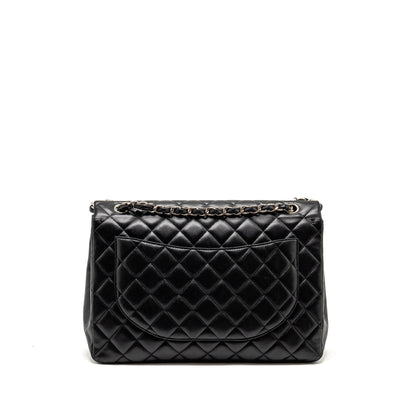 Chanel maxi classic single flap bag lambskin black