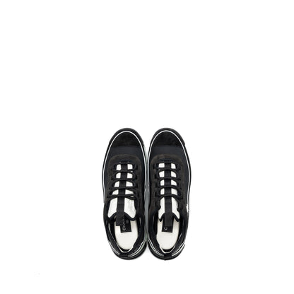 Chanel Size 44 Classic Sneaker Fabric/Suede Calfskin Black/White