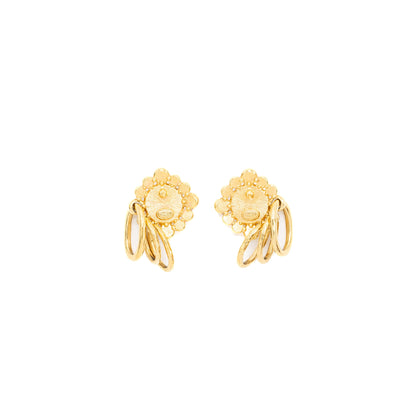 Chanel quilt earrings with cc logo and pearl gold tone