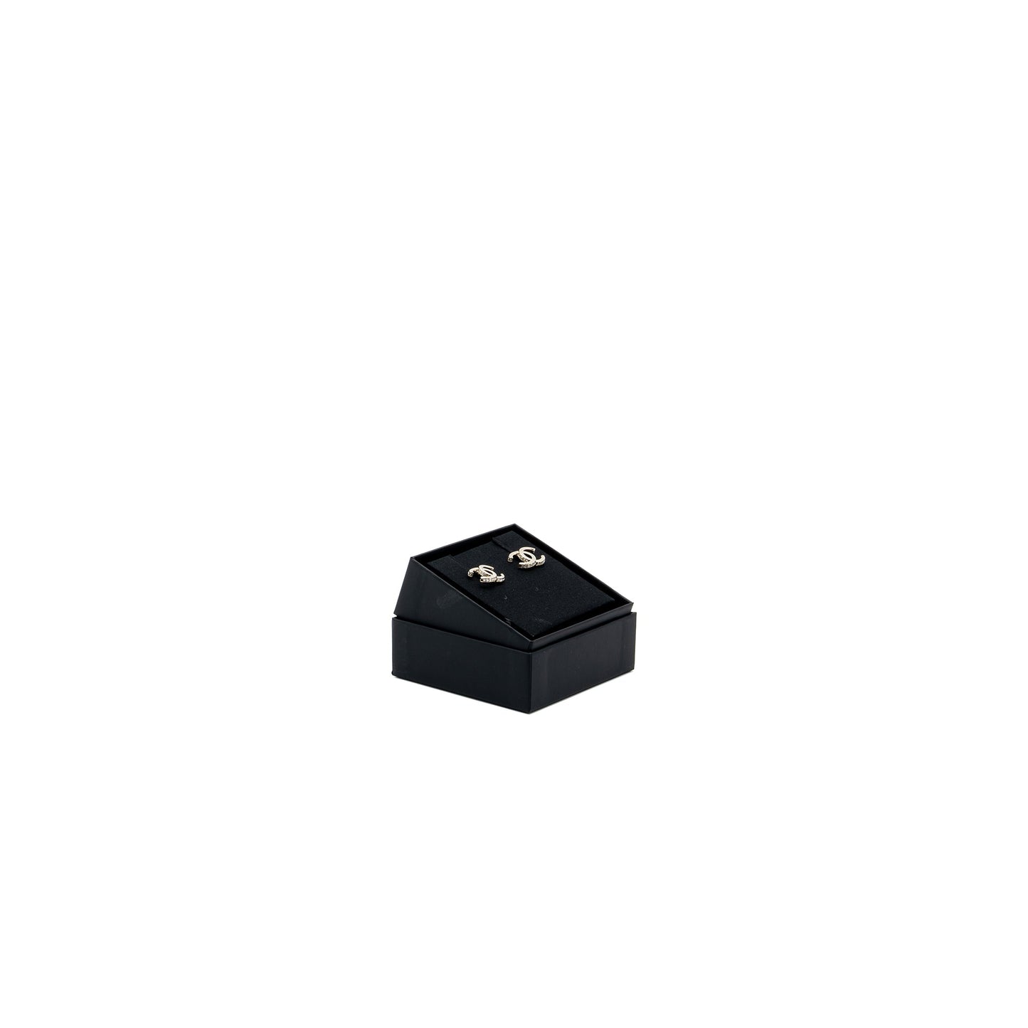 Chanel 23B CC logo with crystal earrings L