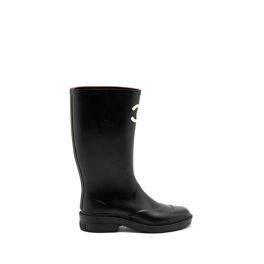 Chanel Size 35 Rubber Boots Black/White