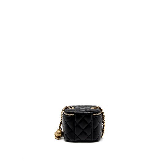 Chanel Pearl Crush Mini Vanity Case Lambskin Black