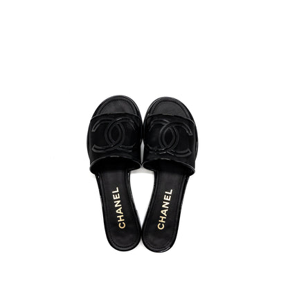 Chanel Size 38 CC Logo Sandals Black