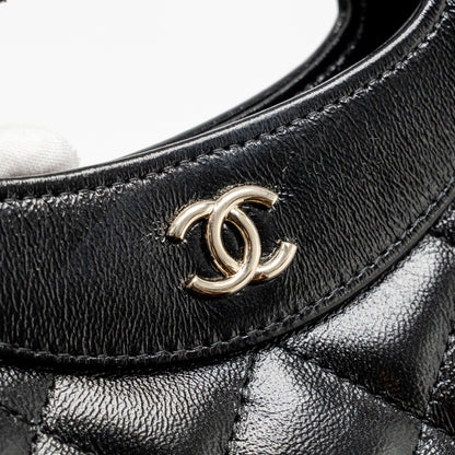 Chanel Mini 31 Clutch with Chain shiny lambskin black L (microchip)