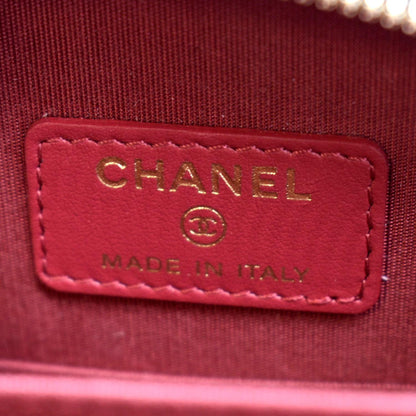 CHANEL 19 Zip Quilted Leather Phone Case Black