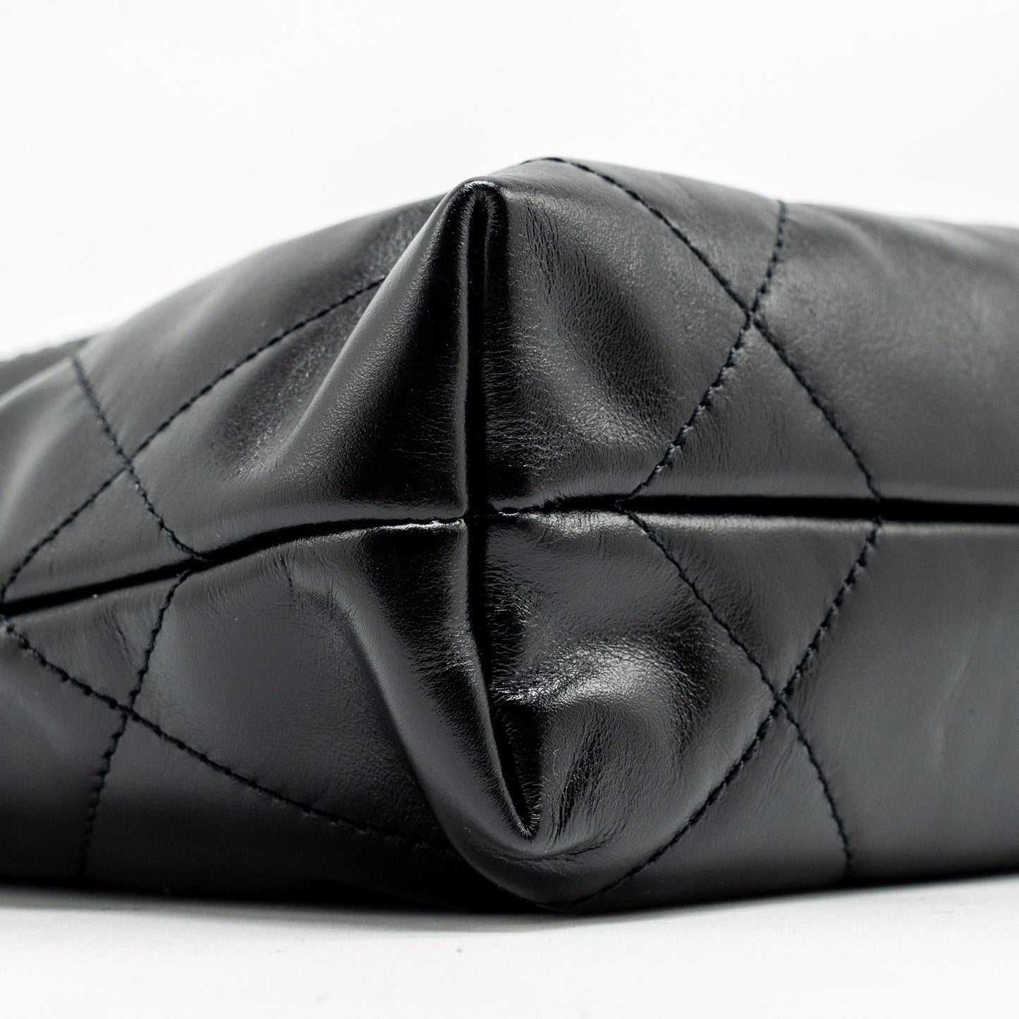 Chanel Mini 22 Bag Shiny Calfskin Black  (microchip)
