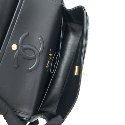 Chanel Medium Classic Flap Bag Lambskin Black R (Microchip)