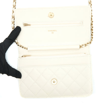 Chanel Classic Wallet On Chain Caviar White L (Microchip)