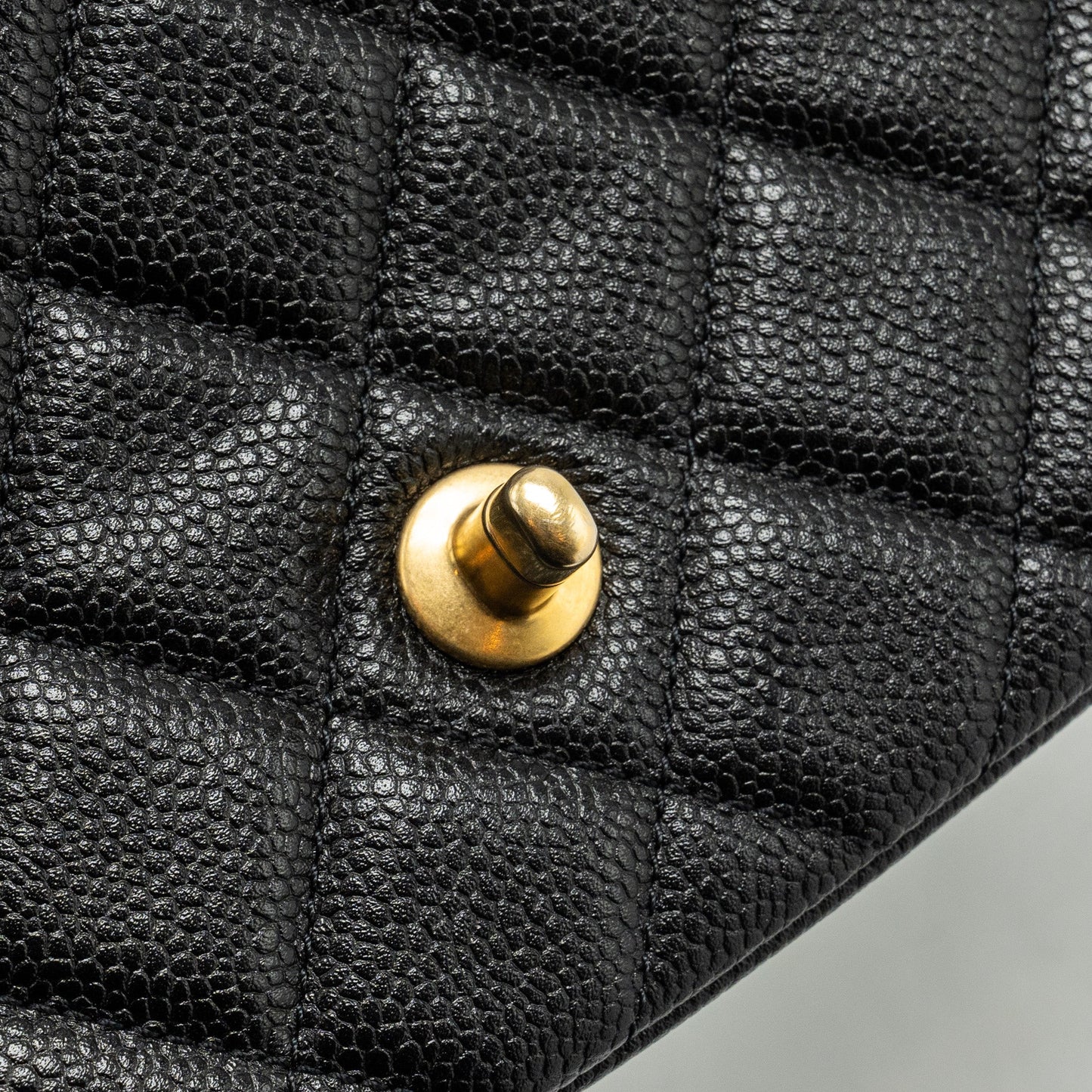 Chanel 21A Detailed Chains Flap Bag Caviar Black  (Microchip)