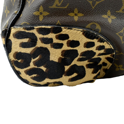 LOUIS VUITTON Polly Leopard Monogram Canvas Hobo Bag Brown