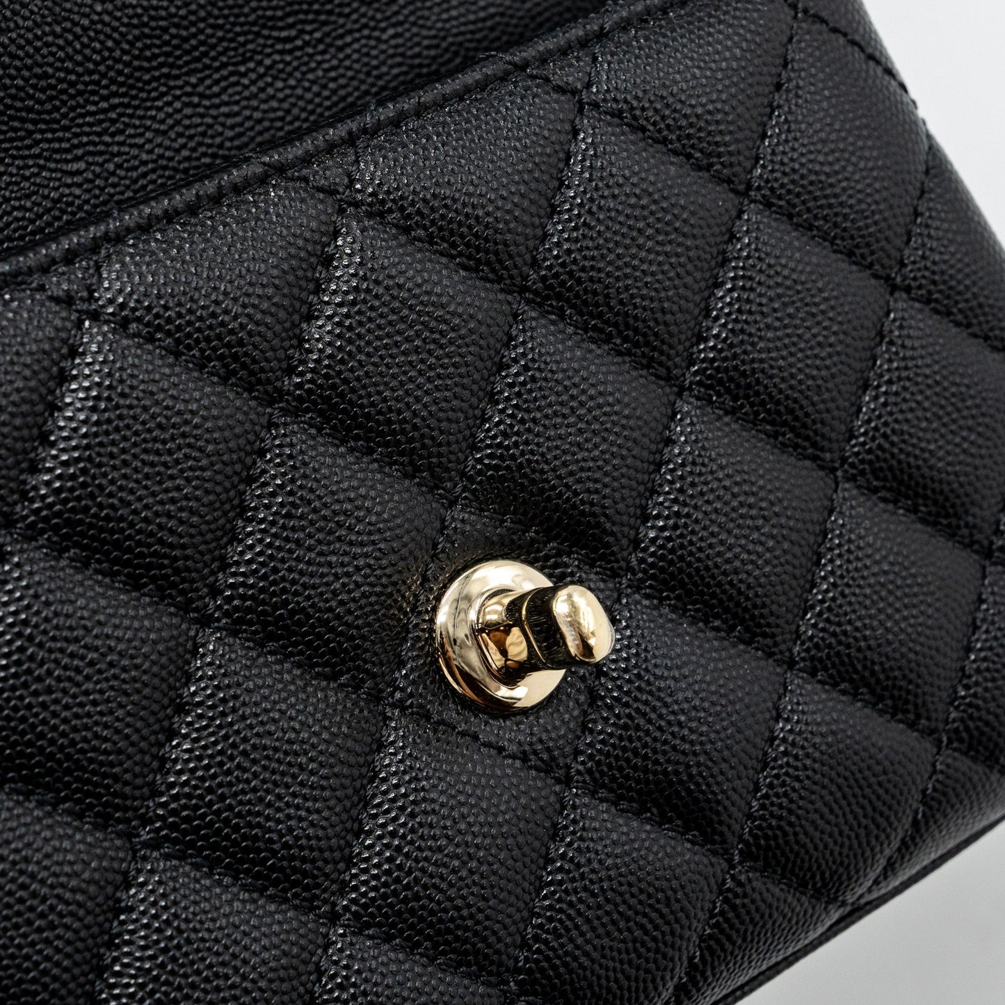 Chanel Coco Handle Extra Mini Caviar Black L(Microchip)
