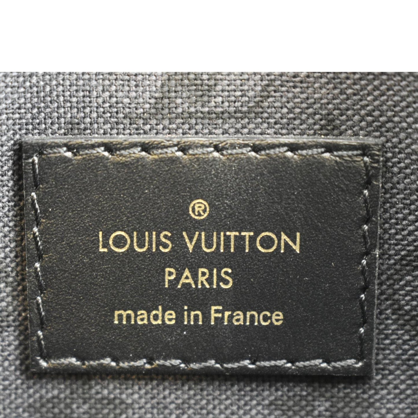 LOUIS VUITTON Neverfull Crafty Giant Monogram Canvas Wristlet Pouch Red