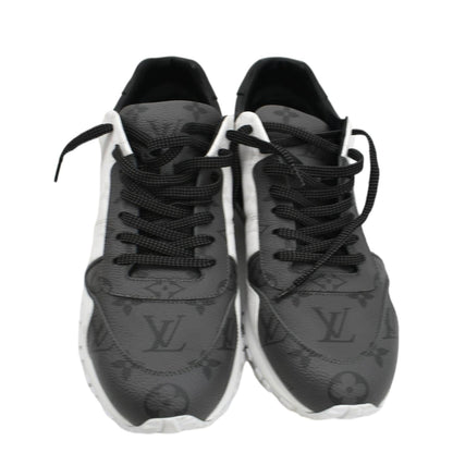 LOUIS VUITTON Runaway Monogram Sneakers Bicolor US 9