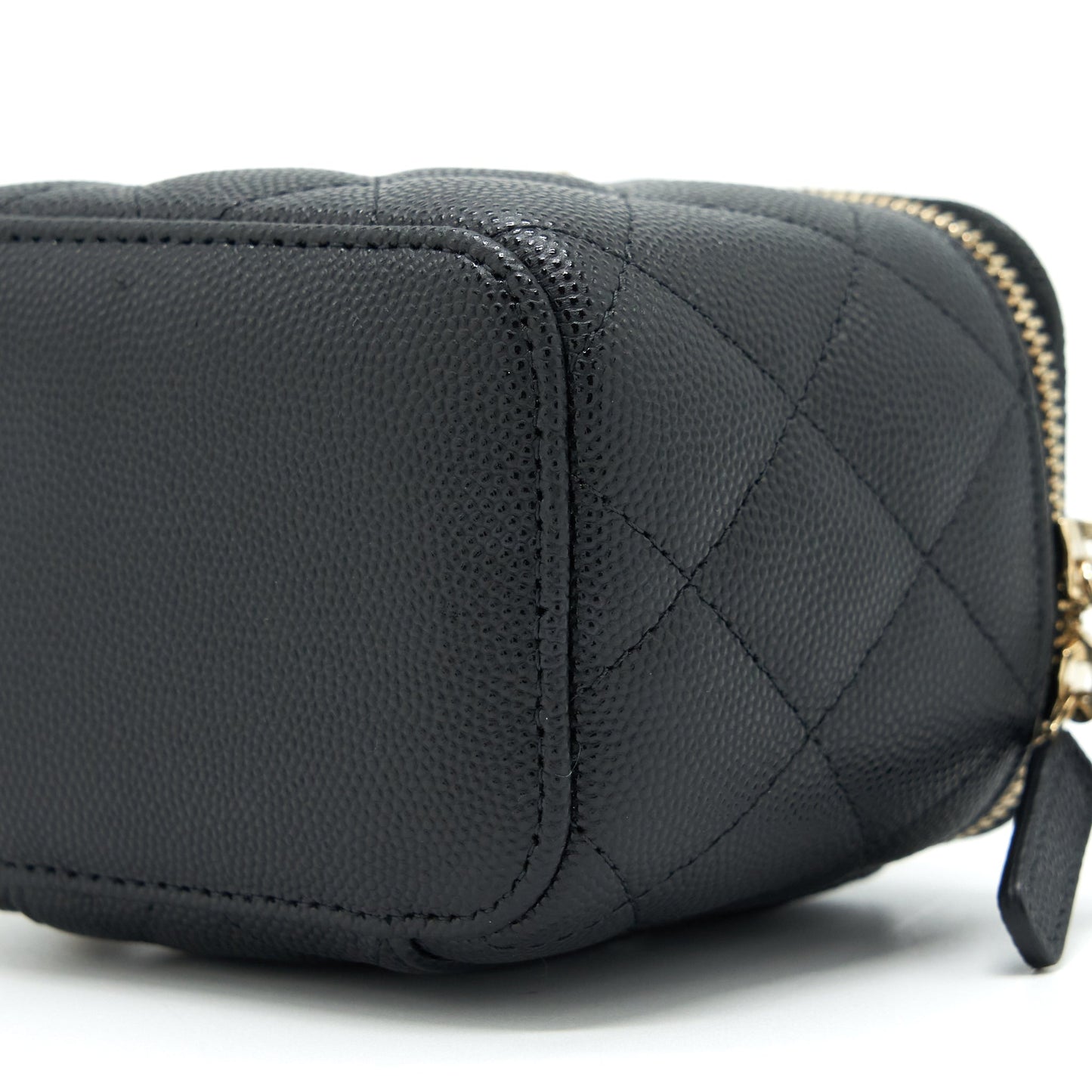 Chanel Mini Vanity With Chain Caviar Black L
