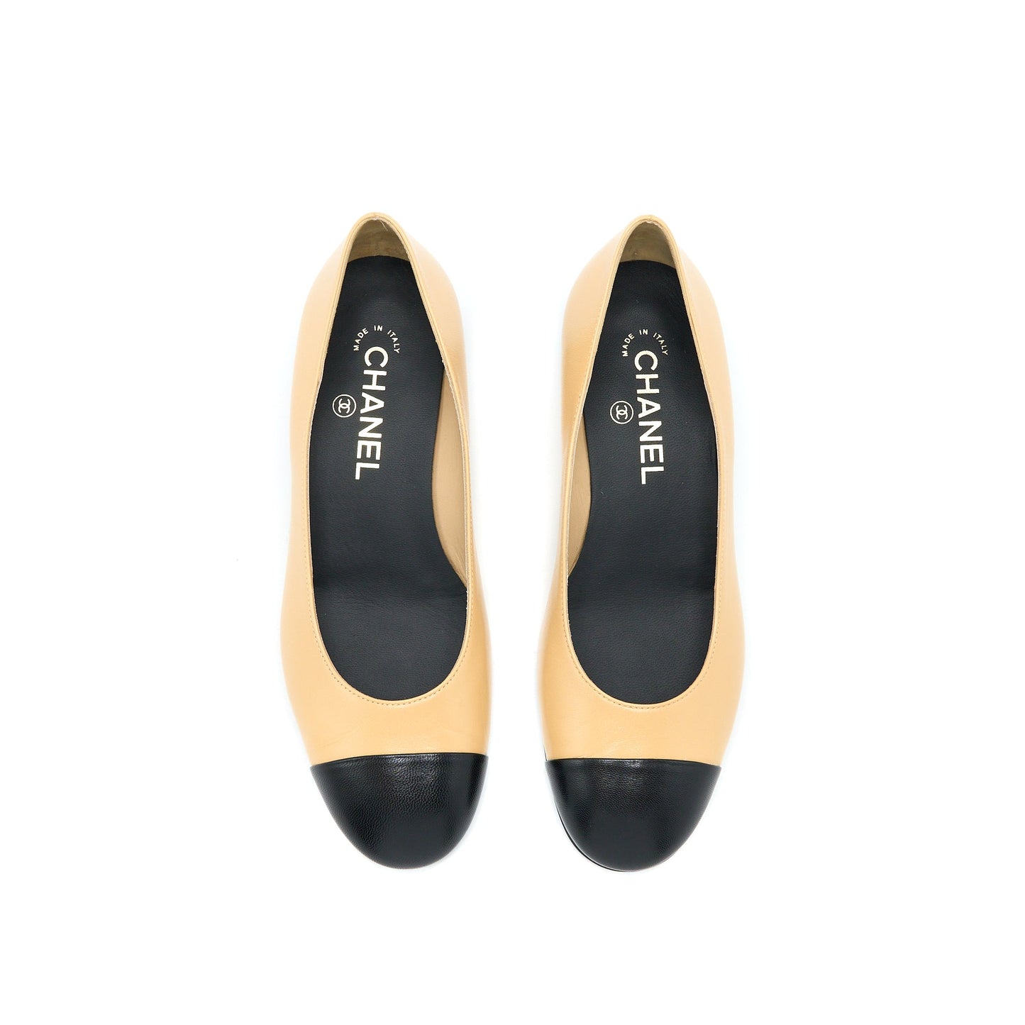 Chanel Size 38 CC Logo With Pearl Flats Beige / Black