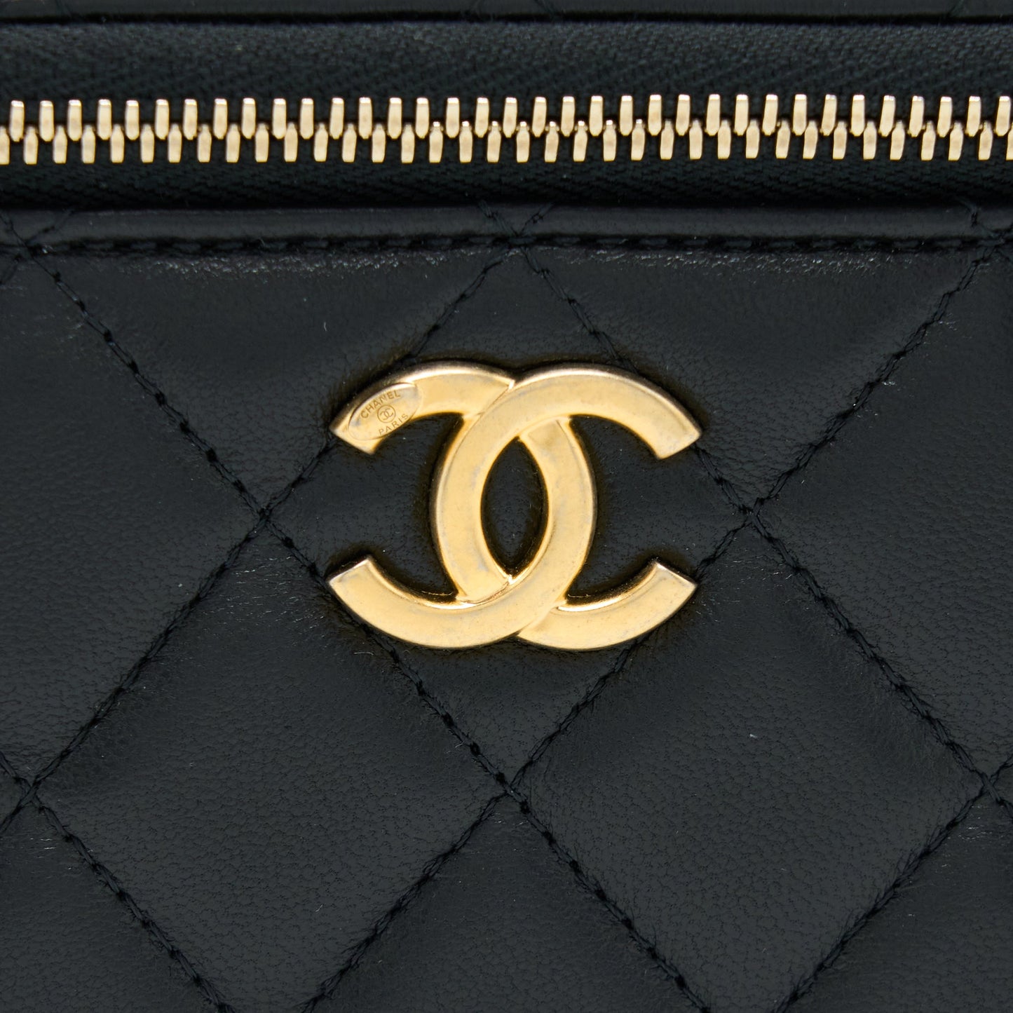 Chanel Leather Chain Top Handle Long Vanity Lambskin Black