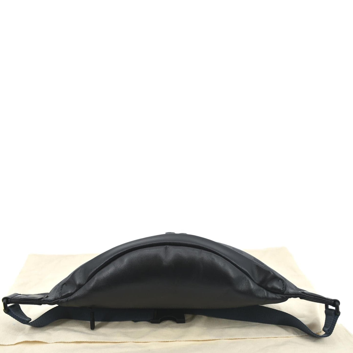 LOUIS VUITTON Discovery Damier Graphite Leather Bumbag Black