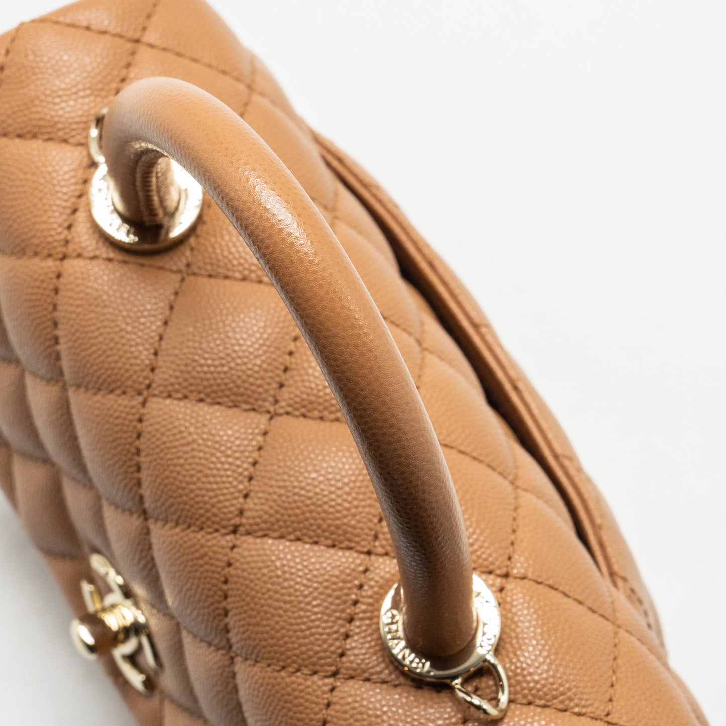 Chanel 21P Small Coco Handle Caviar Caramel L