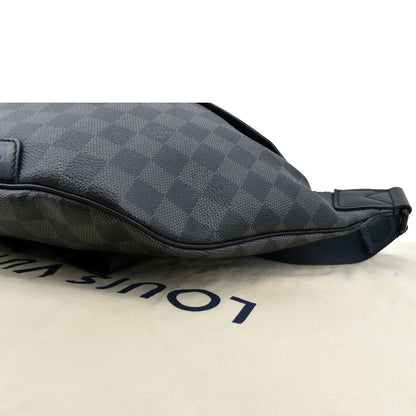 LOUIS VUITTON Discovery Damier Graphite Leather Bumbag Black