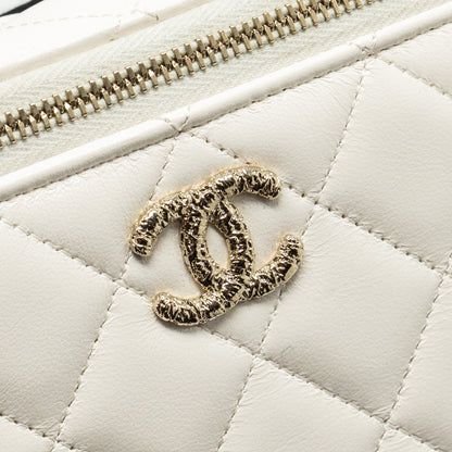 Chanel 23k Camellia Top Handle Long Vanity Case With Chain Calfskin White L (Microchip)