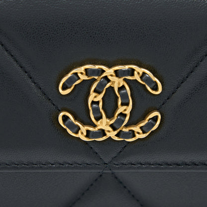 Chanel 19 Flap Wallet Lambskin Black