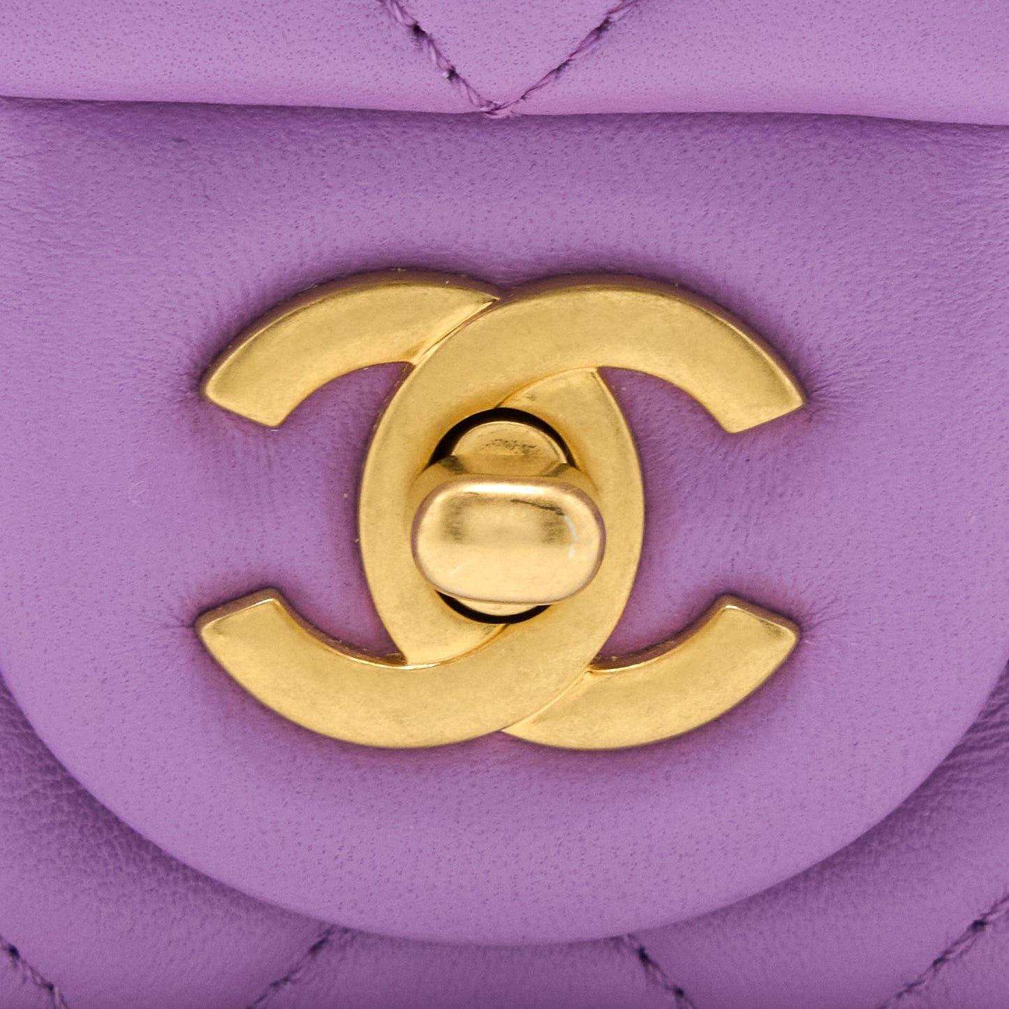 Chanel 22S Pearl Crush Mini Square Lambskin Purple