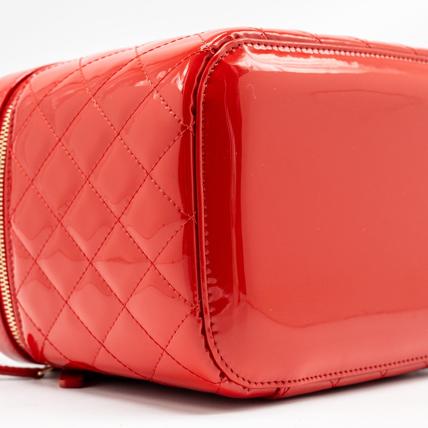 Chanel Large Vanity Pouch Patent Red