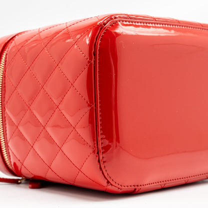 Chanel Large Vanity Pouch Patent Red