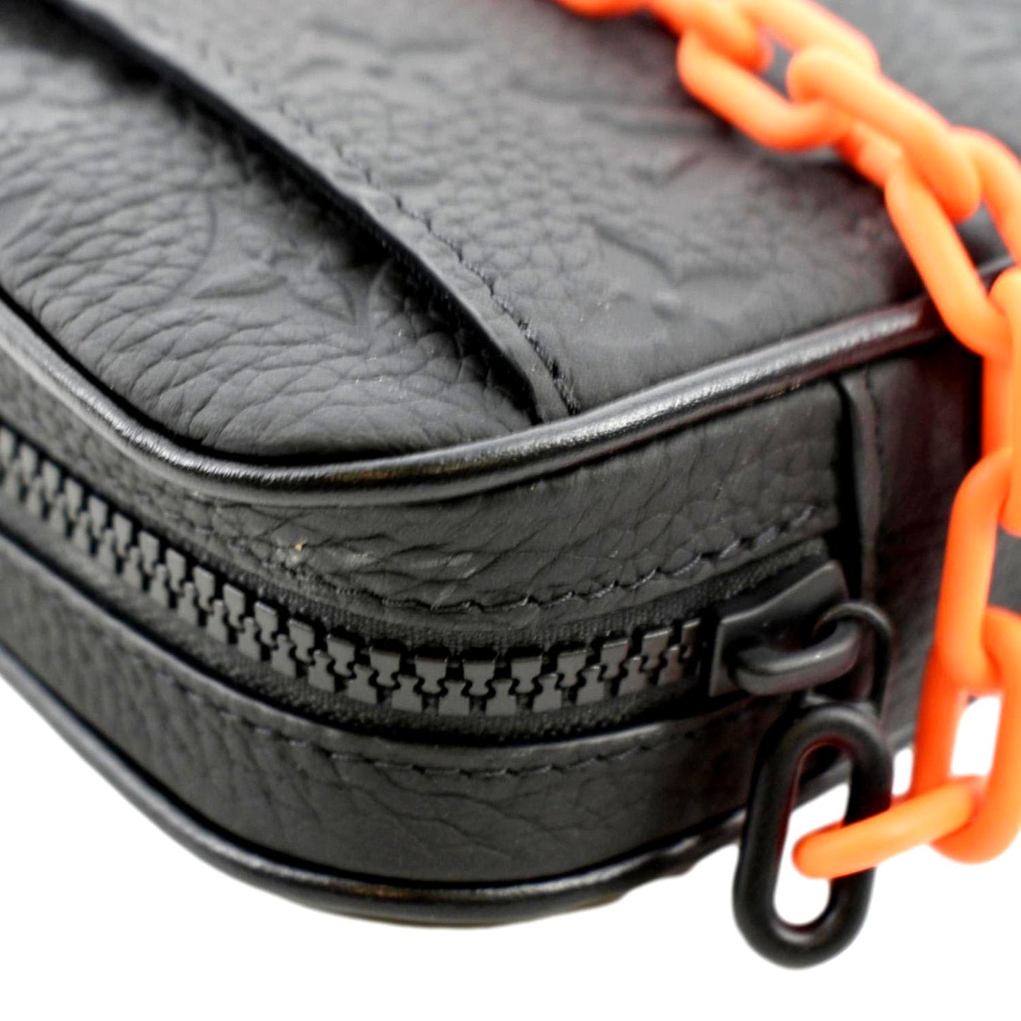 LOUIS VUITTON Volga Monogram Empreinte Chain Pochette Bum Bag Black