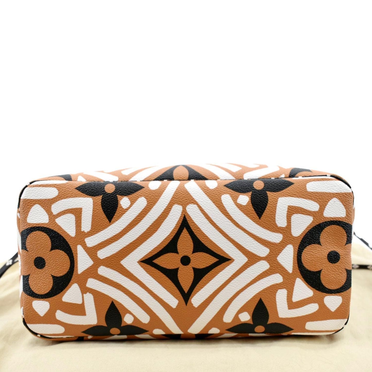 LOUIS VUITTON Neverfull Crafty MM Monogram Gaint Canvas Tote Bag Caramel