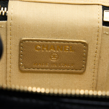 Chanel Pearl Crush Mini Vanity Lambskin Black