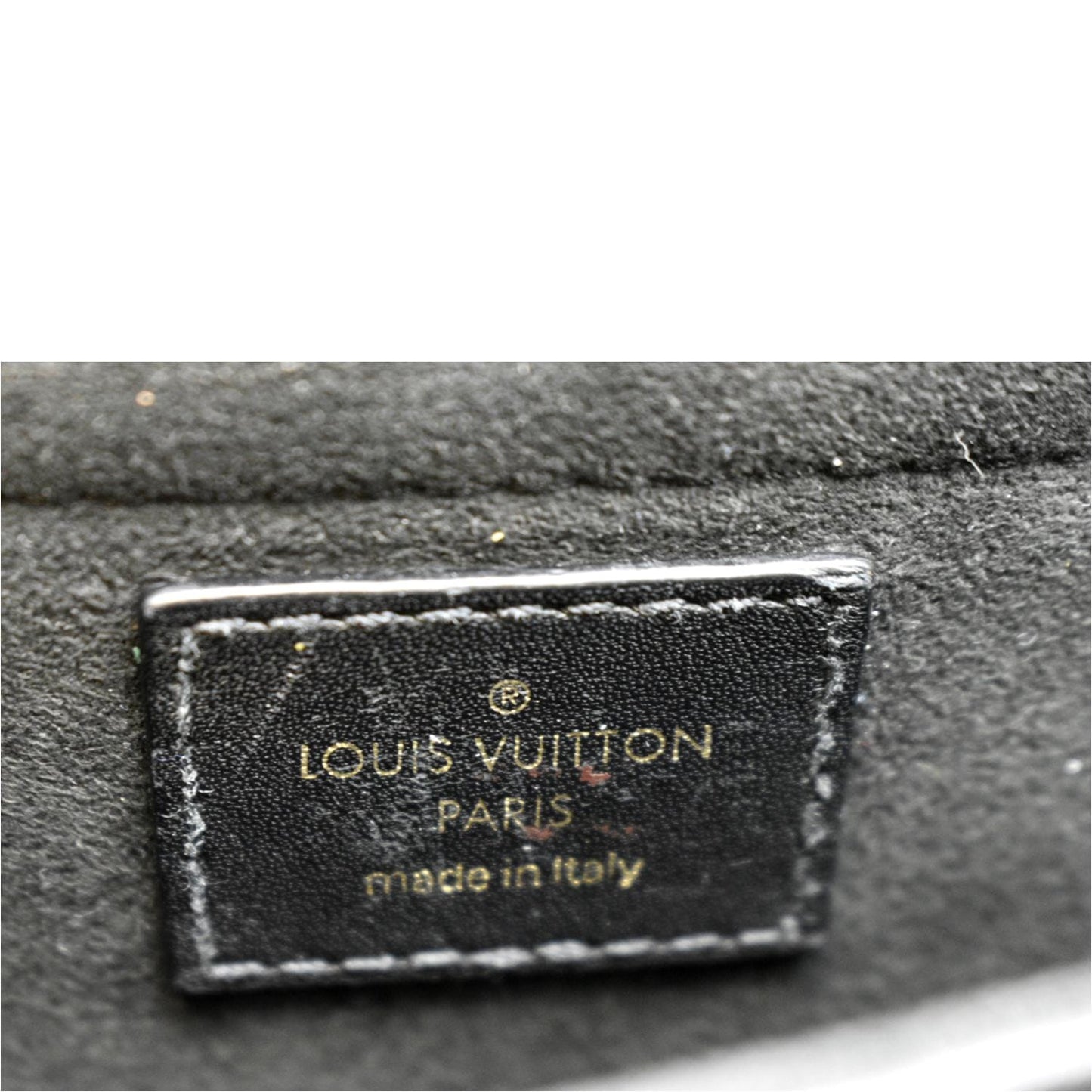 LOUIS VUITTON New Wave Chain MM Calfskin Leather Shoulder Bag Black
