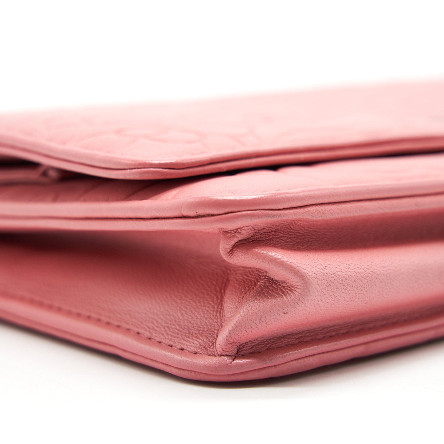 Chanel Camelia Wallet on chain Pink