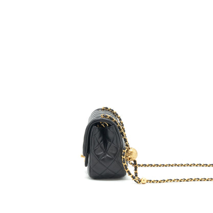 Chanel pearl Crush mini square Flap bag lambskin Black