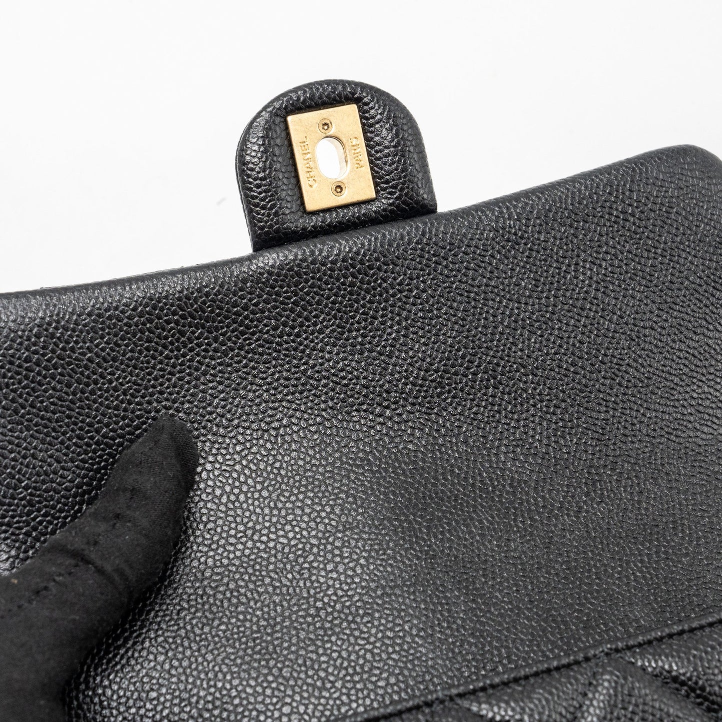 Chanel 21A chain Soul Flap bag grained calfskin black  (Microchip)