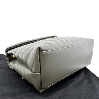 YVES SAINT LAURENT Medium Loulou Matelasse Leather Chain Shoulder Bag Neutral Grey