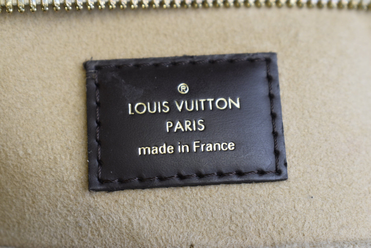 LOUIS VUITTON Jersey Damier Ebene Shoulder Bag Creme